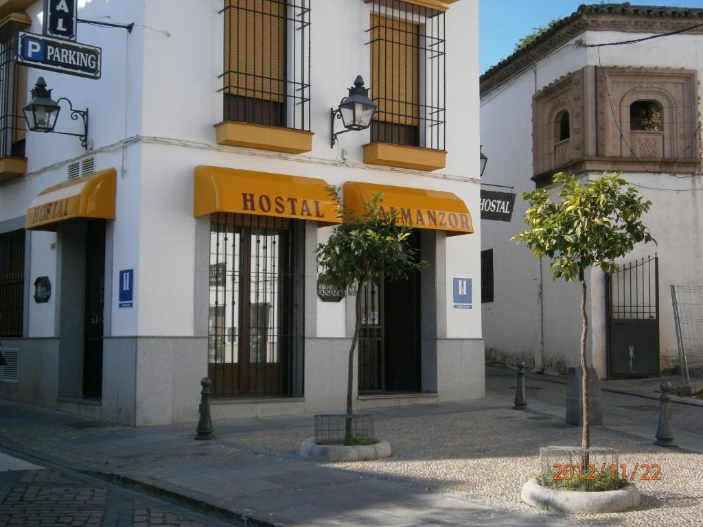 Hostal Almanzor Cordoba Exterior photo